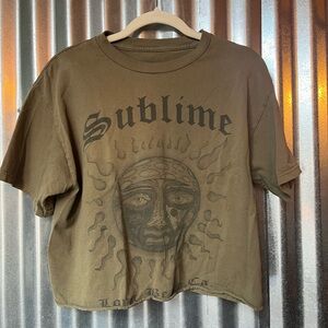 Sublime Graphic Crop Tee